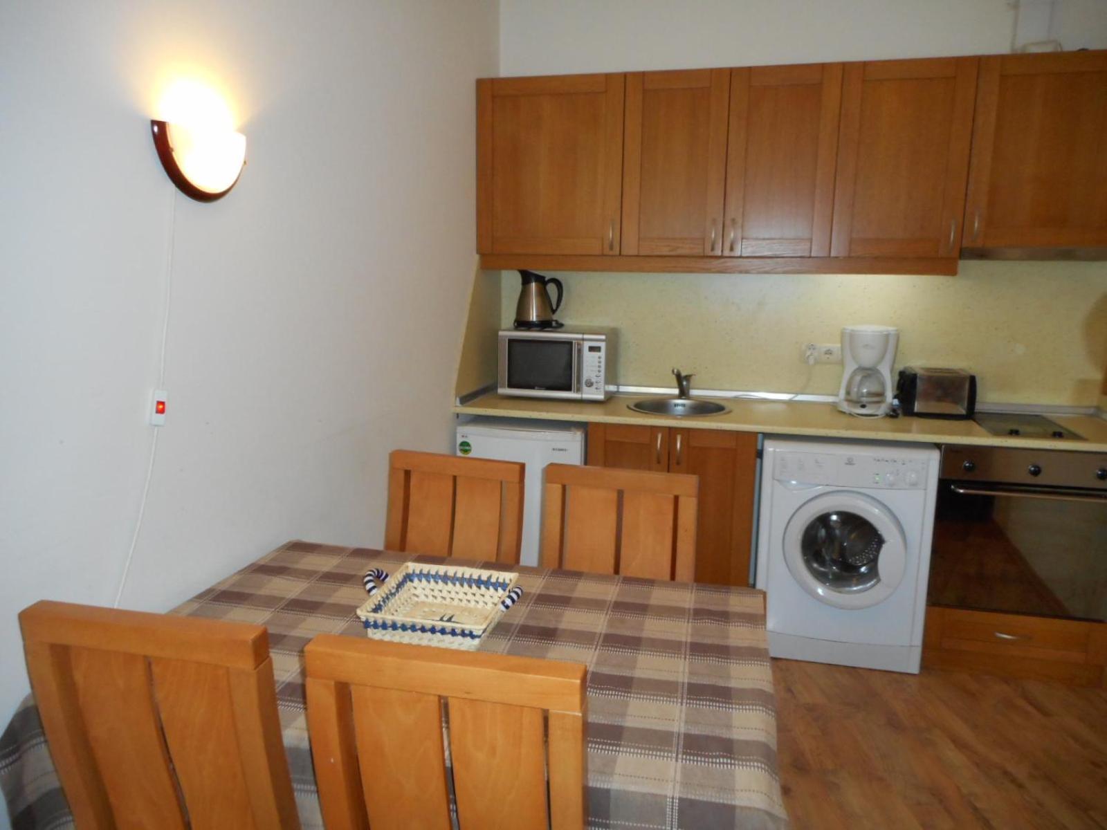 Tes Royal Plaza Apartments Borowez Exterior foto