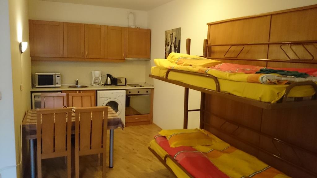Tes Royal Plaza Apartments Borowez Exterior foto